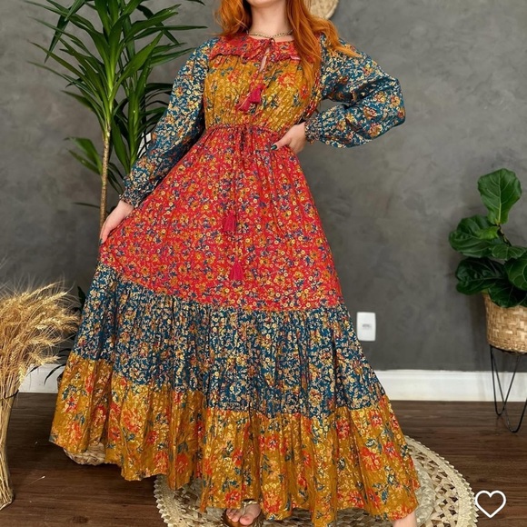 FARM Rio Floral Royalty Patch Maxi Dress Size S - Picture 2 of 14